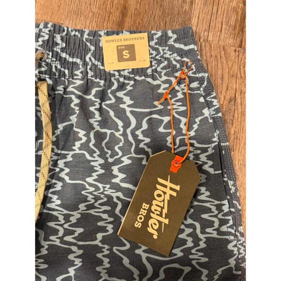 Howler Brothers Mens Deep Set Boardshorts Size Small - Picture 7 of 12